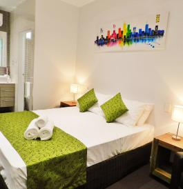 Queen Studio Kitchenette, Copper City Motel, Mt Isa